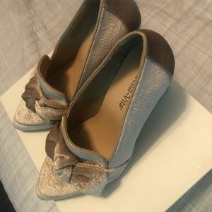 Bella vita pumps